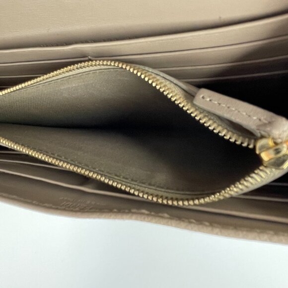 Fendi  Vitello Cruise F is Fendi Continental Envelope Wallet Tortora - Preowned - Picture 7 of 16